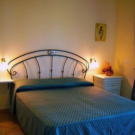Casa Vacanze Patrizia Montefiore dellʼAso الغرفة الصورة